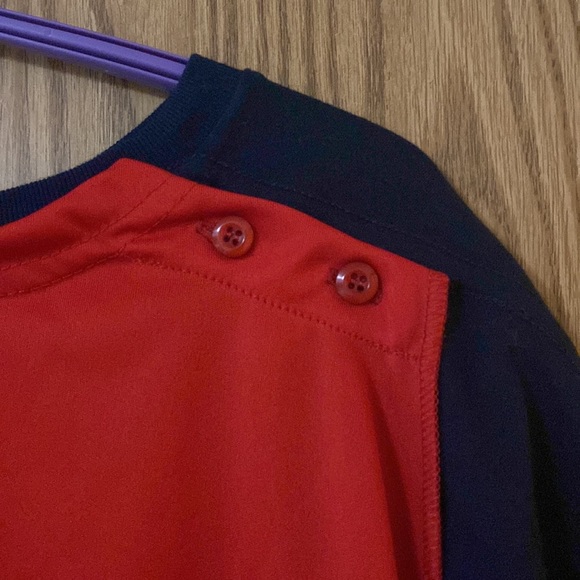 Superman Shirt with Cape - Batman vs Superman - Picture 7 of 10